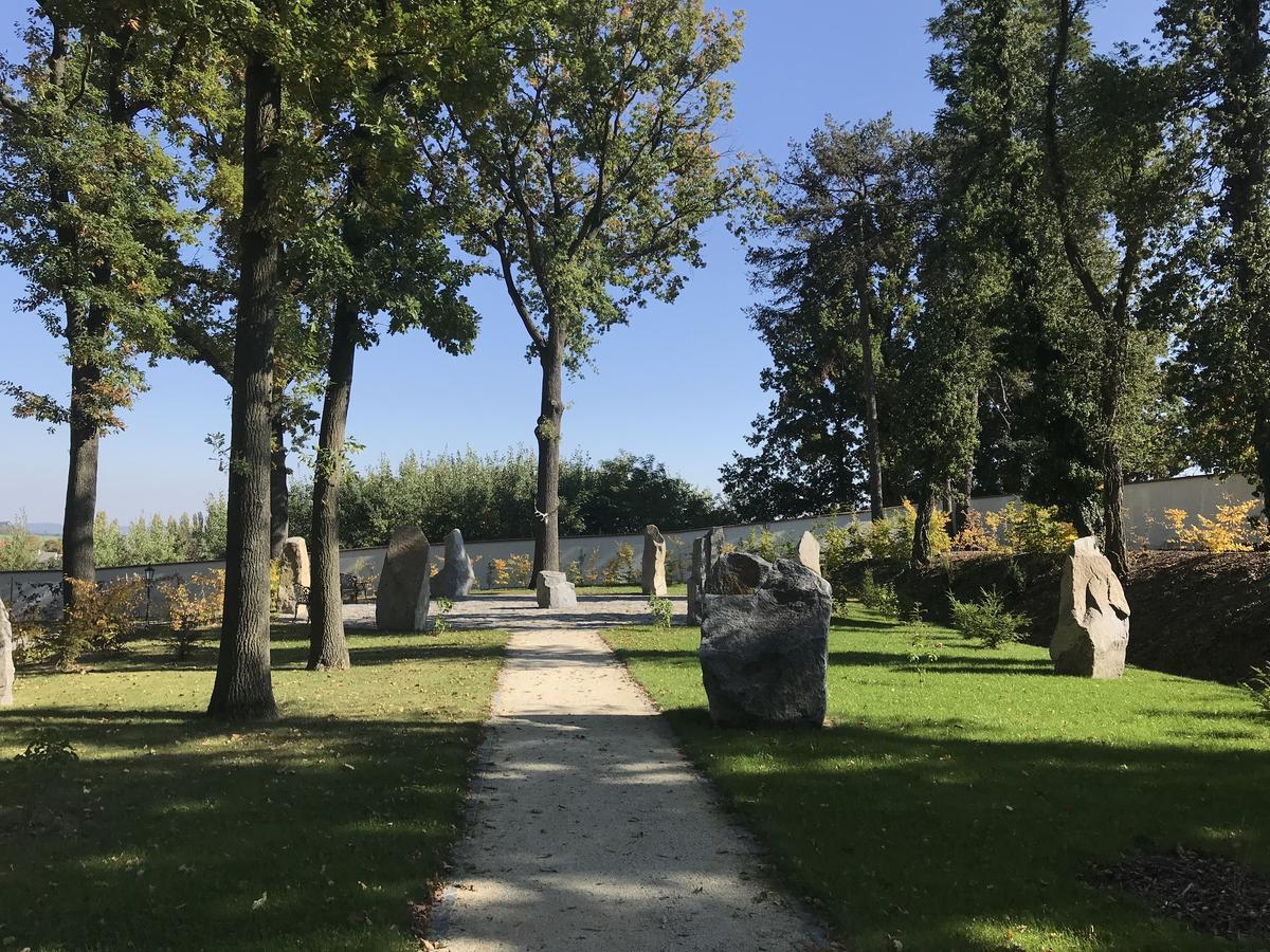 Panství Hotel Dlouhá Lhota